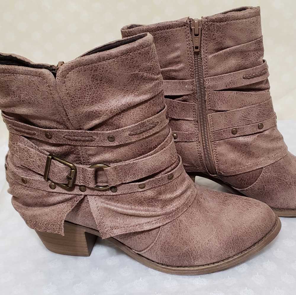 Women's booties